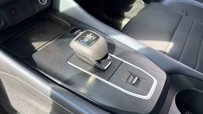 Nissan Qashqai 1.3 DiG-T MH 158 Tekna 5dr Xtronic Petrol Hatchback